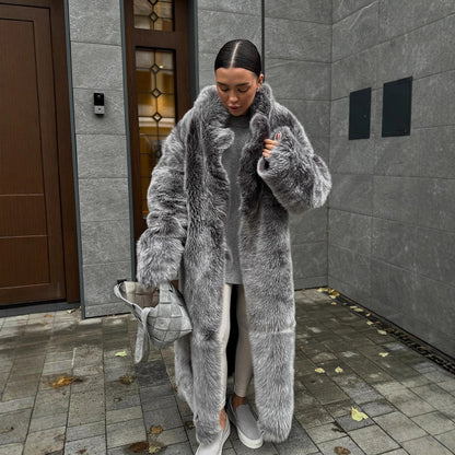 Pelliccia  Black And White